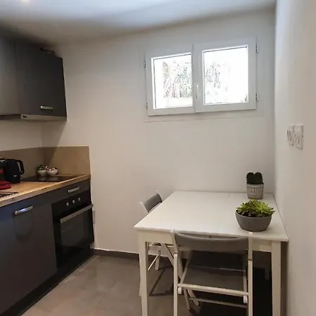 Apartament Valrose *